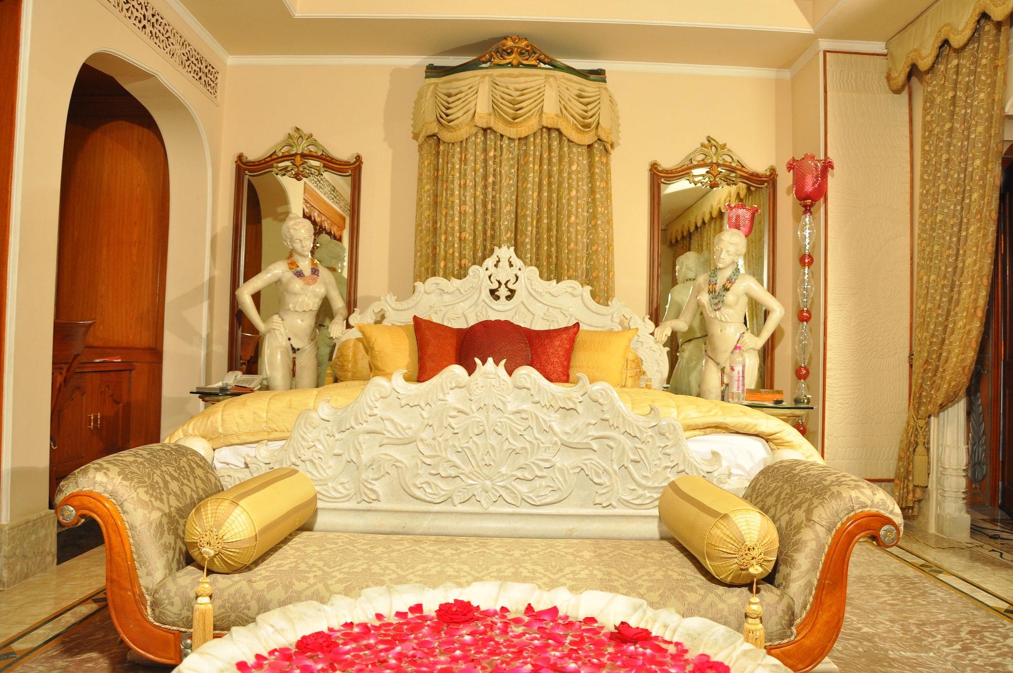 Shiv Vilas Resort Jaipur Bagian luar foto