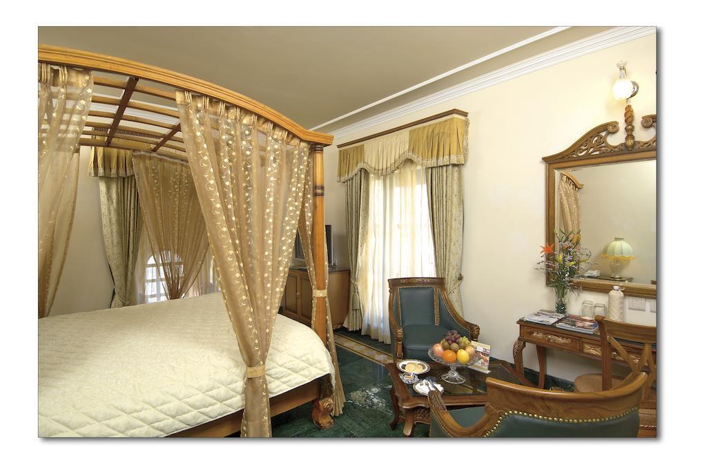 Shiv Vilas Resort Jaipur Ruang foto